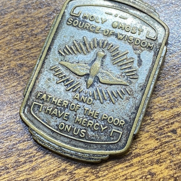 Catholic Religious Metals Saints Miraculous Silver Tone Vintage Lot of 15 - Picture 12 of 13